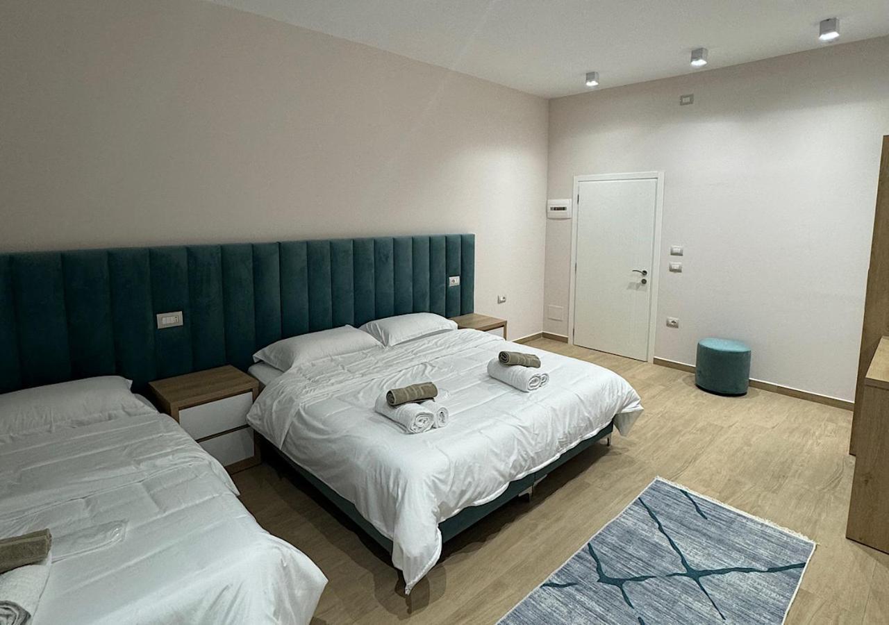 Hotel Krial Berat Luaran gambar
